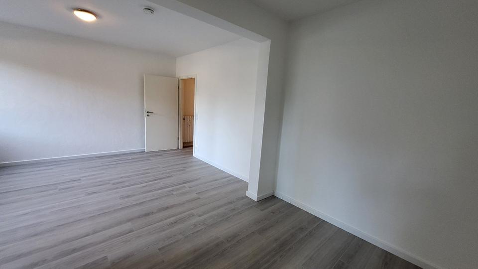 Hochparterre Pinneberg - 4 Zimmer, 88 m&sup2;, 199.900&euro; | Angebot:26927780