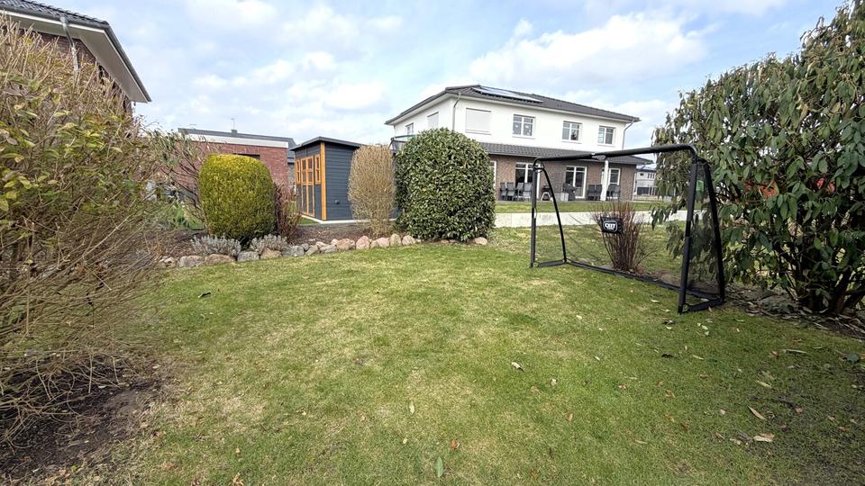 Einfamilienhaus Apensen - 6 Zimmer, 156 m&sup2;, 1.900&euro; | Angebot:26183414