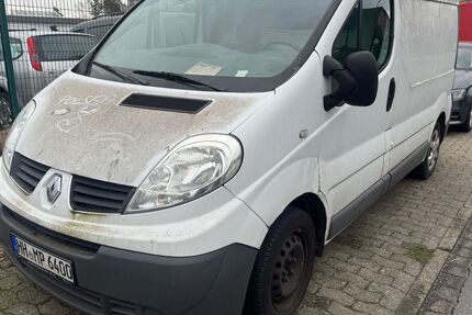Renault Trafic 179.298 km 4.600 &euro; Hamburg 22047