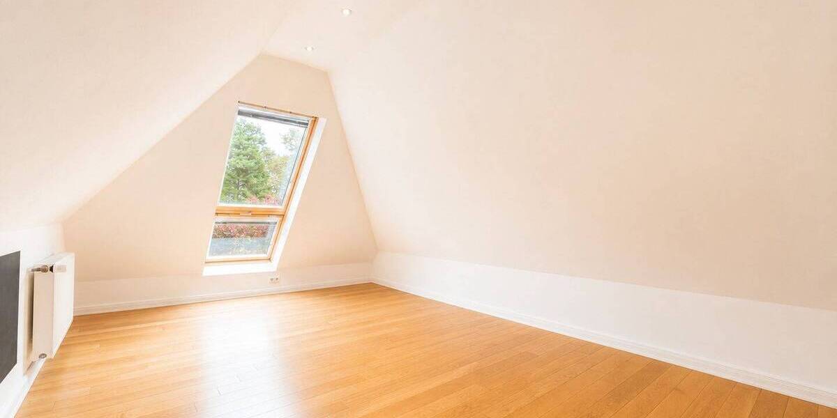 Einfamilienhaus Pinneberg - 1 Zimmer, 336 m&sup2;, 1.250.000&euro; | Angebot:26818465