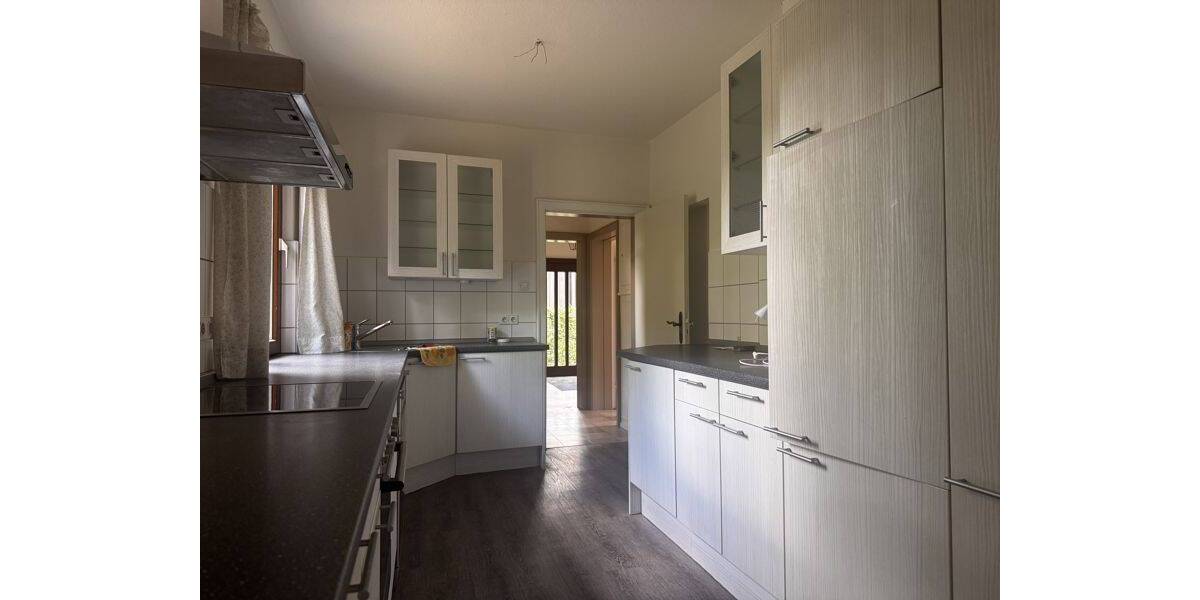 Einfamilienhaus Pinneberg - 7 Zimmer, 140 m&sup2;, 2.170&euro; | Angebot:26908840