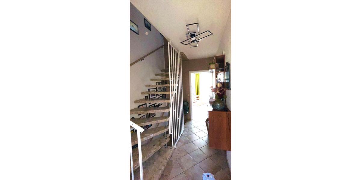 Reihenhaus Buxtehude - 4 Zimmer, 90 m&sup2;, 365.000&euro; | Angebot:27101480
