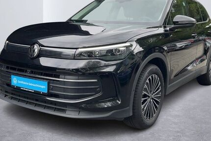 VW Tiguan 25.046 km 35.990 &euro; Hamburg 22111