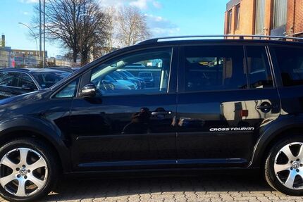 VW Touran 160.170 km 7.585 &euro; Hamburg 20537