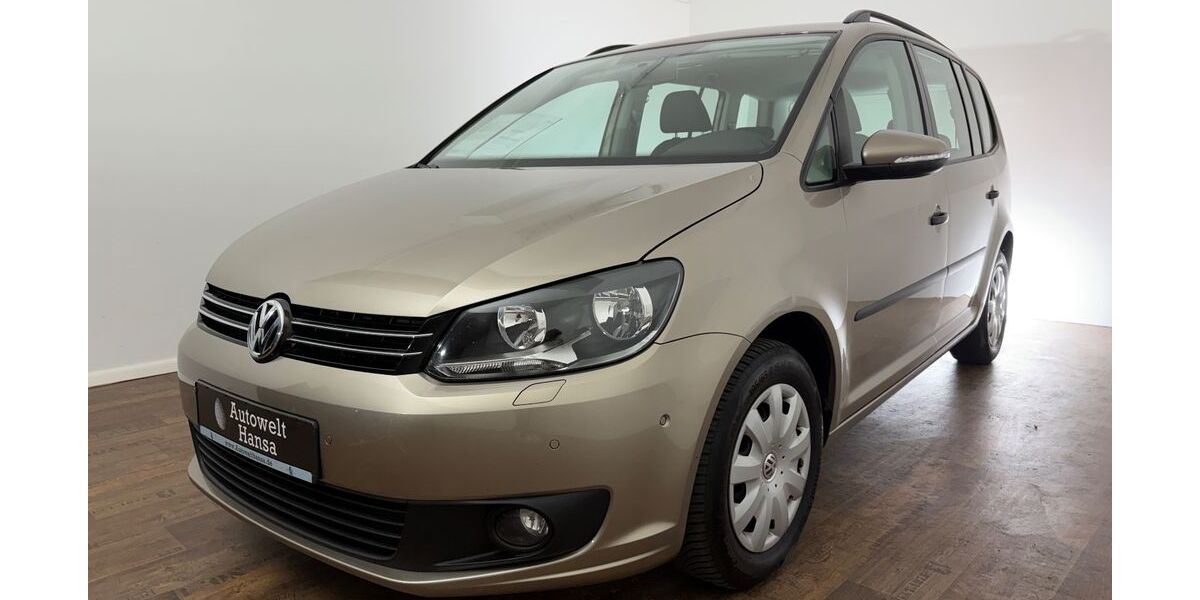 VW Touran 136.000 km 9.400 &euro; Pinneberg 25421