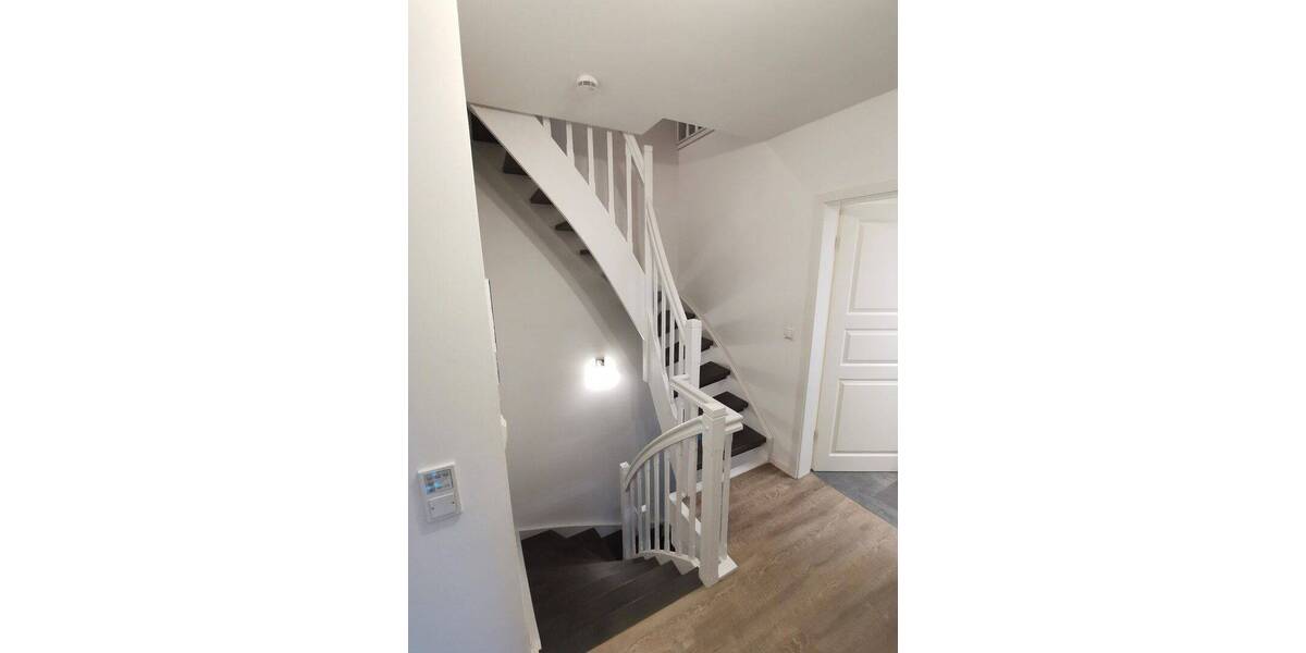 Doppelhaushälfte Tornesch - 5 Zimmer, 130 m&sup2;, 1.975&euro; | Angebot:26929529