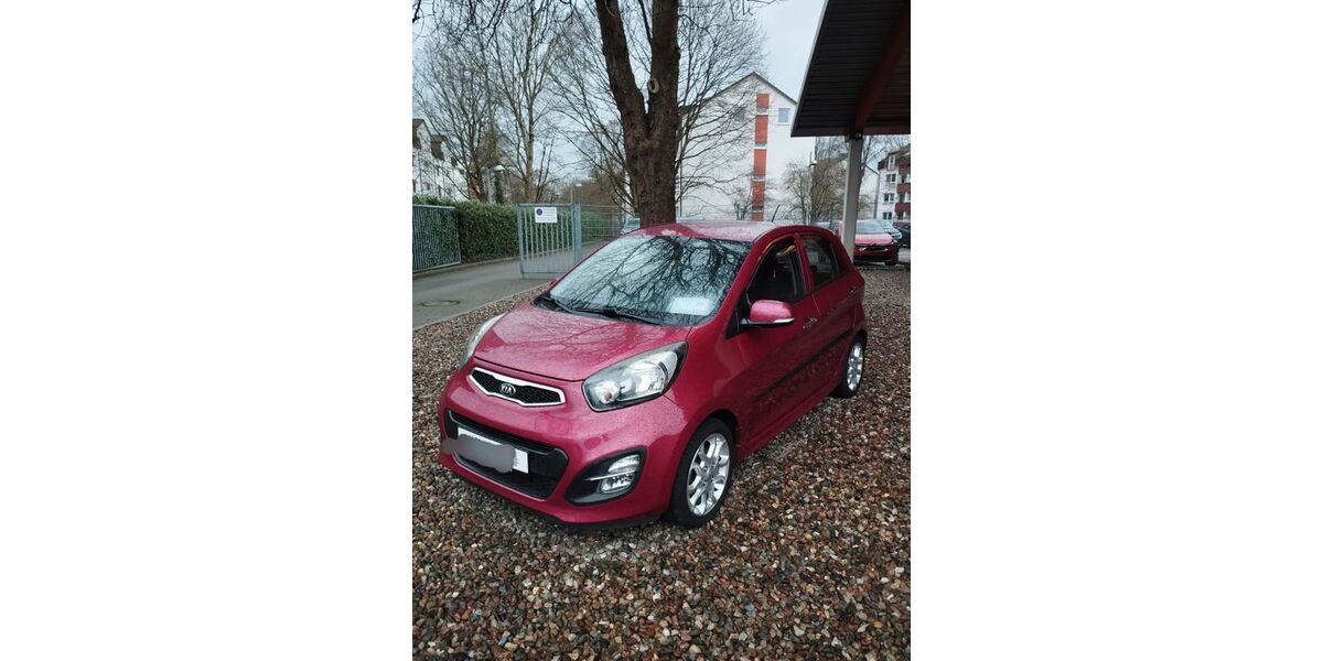 Kia Picanto 40.300 km 6.600 € Hamburg 21147