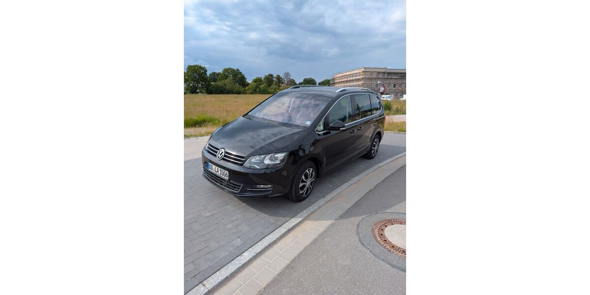 VW Sharan 227.117 km 8.500 &euro; Ahrensburg 22926