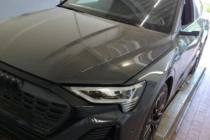 Audi Q8 e-tron 47.455 km 53.950 &euro; Hamburg 22047