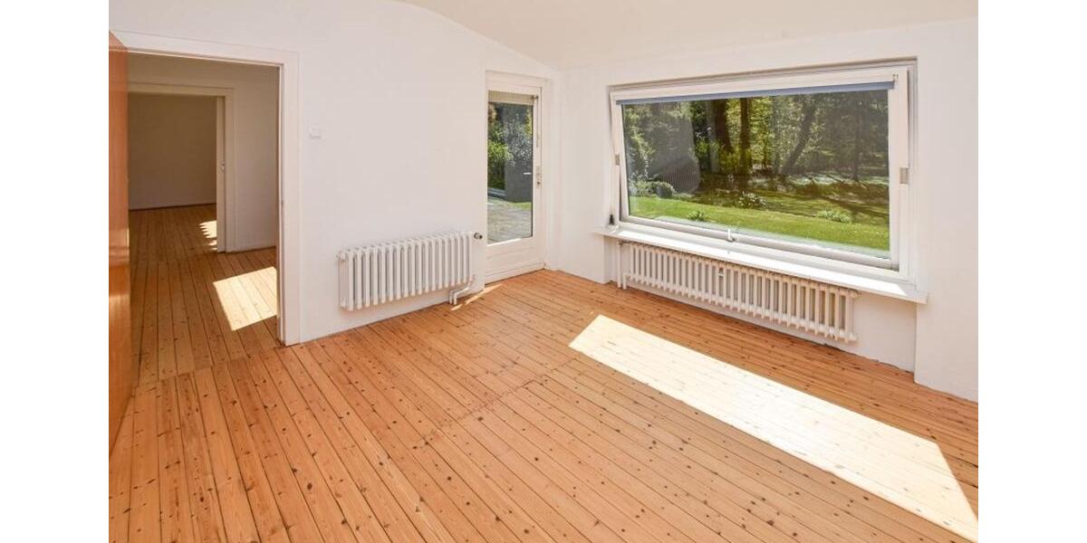 Einfamilienhaus Ahrensburg - 9 Zimmer, 170 m&sup2;, 2.600&euro; | Angebot:24800854