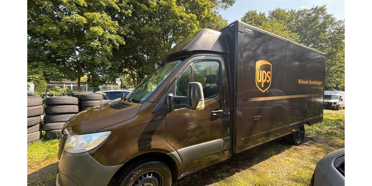 Mercedes-Benz Sprinter 142.281 km 19.999 &euro; Hamburg 20097