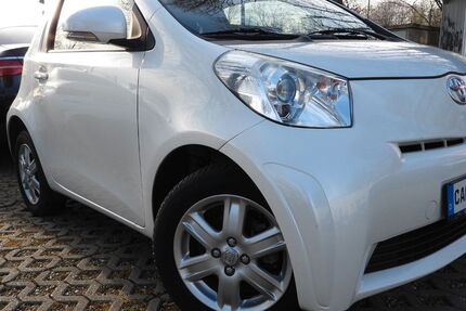 Toyota IQ 100.000 km 4.490 &euro; Pinneberg 25421