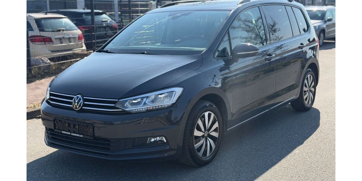 VW Touran 298.000 km 13.900 &euro; Stapelfeld bei Hamburg 22145