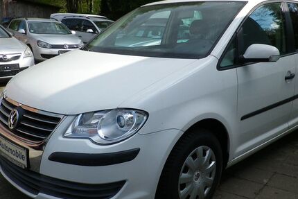 VW Touran 105.463 km 5.990 &euro; Buxtehude 21614