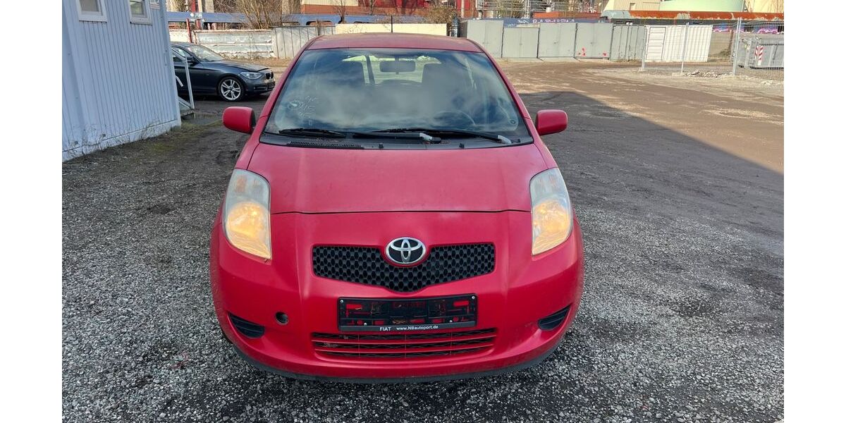 Toyota Yaris 163.101 km 1.990 &euro; Hamburg 22113