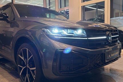 VW Touareg 33.644 km 69.950 &euro; Hamburg 22761
