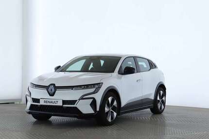 Renault Megane E-Tech 32.523 km 16.750 &euro; Hamburg 22763