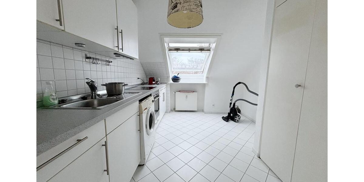 Dachgeschoßwohnung Reinbek - 2 Zimmer, 49 m&sup2;, 619&euro; | Angebot:25479341