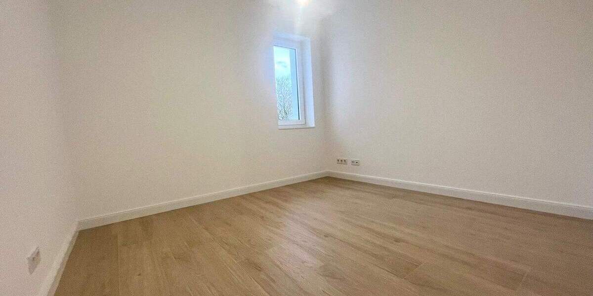Etagenwohnung Hamburg Uhlenhorst - 3 Zimmer, 90 m&sup2;, 2.450&euro; | Angebot:25748593