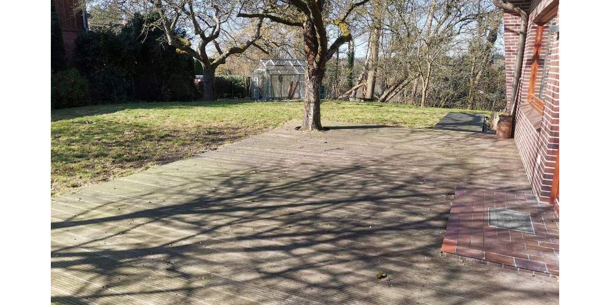 Einfamilienhaus Buxtehude - 5 Zimmer, 180 m&sup2;, 2.200&euro; | Angebot:25800824