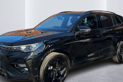 VW Tiguan 15.447 km 55.444 &euro; Hamburg 22303