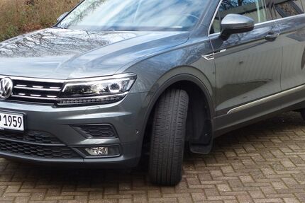VW Tiguan 29.900 km 25.100 € Hamburg-Mitte 22119