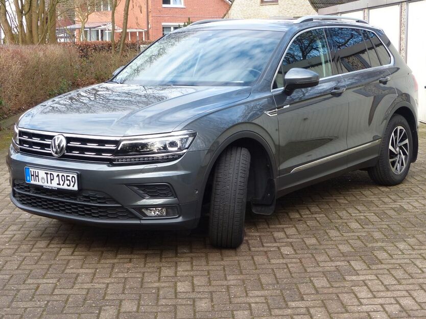 VW Tiguan 29.900 km 25.100 € Hamburg-Mitte 22119