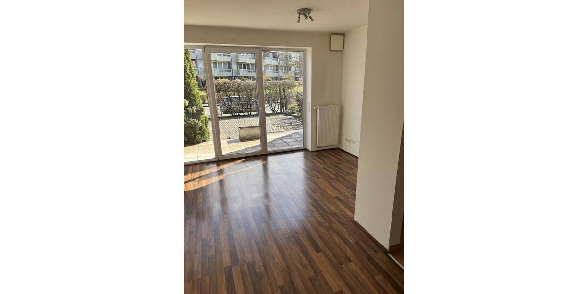 Etagenwohnung Hamburg Schnelsen - 3 Zimmer, 82 m&sup2;, 5.000&euro; | Angebot:26257617