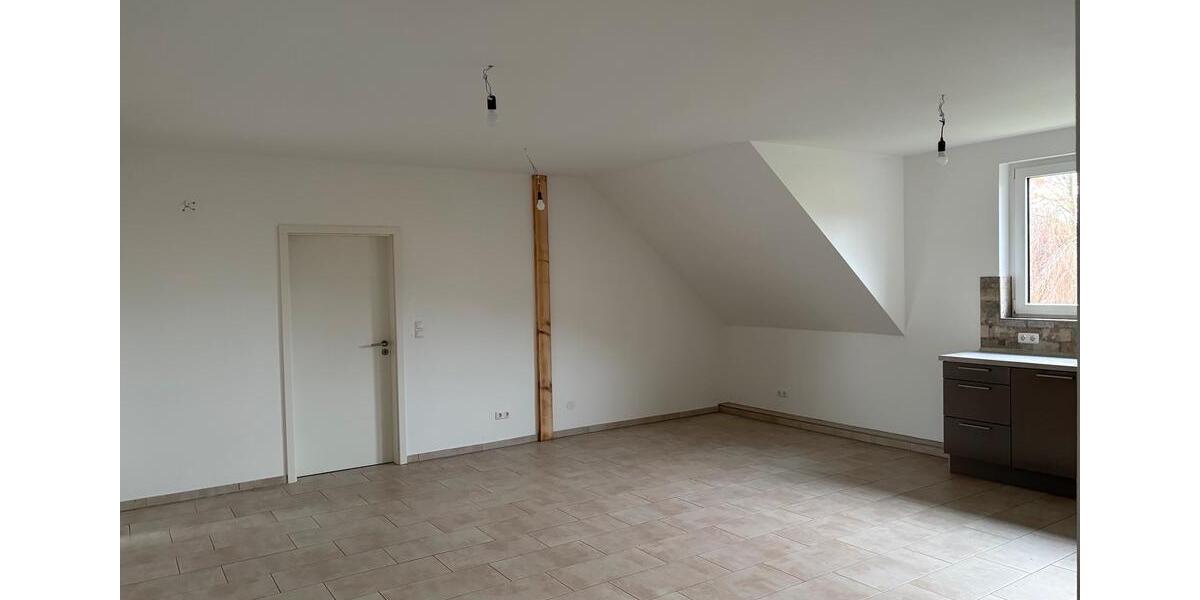 Dachgeschoßwohnung Bargteheide - 4 Zimmer, 130 m&sup2;, 1.600&euro; | Angebot:25874228