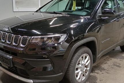 Jeep Compass 6.053 km 23.445 &euro; Uetersen bei Hamburg 25436