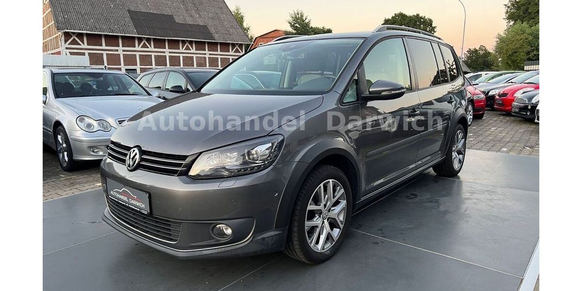 VW Touran 141.121 km 13.390 &euro; Winsen Luhe 21423