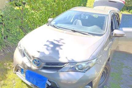 Toyota Auris 176.000 km 9.700 &euro; Hamburg 22393