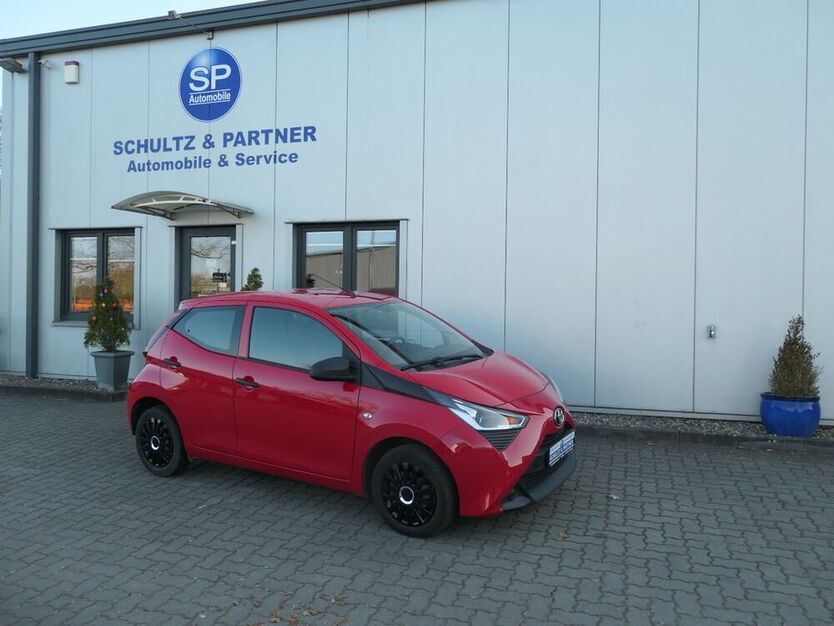 Aygo (X)