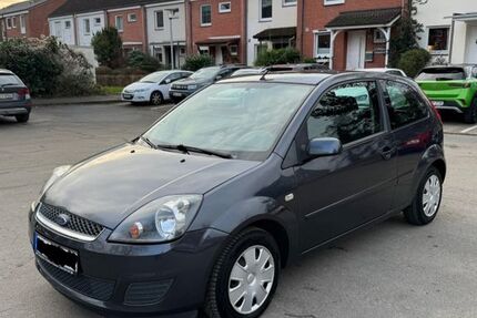 Ford Fiesta 125.000 km 2.850 &euro; Hamburg 20537
