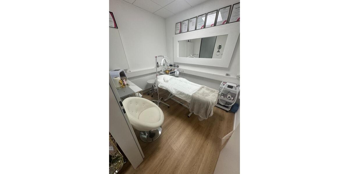 Gewerbeobjekt Hamburg Eidelstedt - 2.460&euro; | Angebot:26064974