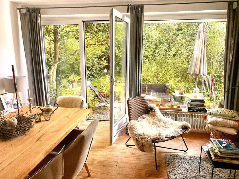 Ruhig wohnen - gut angebunden: Charmantes, familienfreundliches Endreihenhaus in Blankenese. 6 zimmer