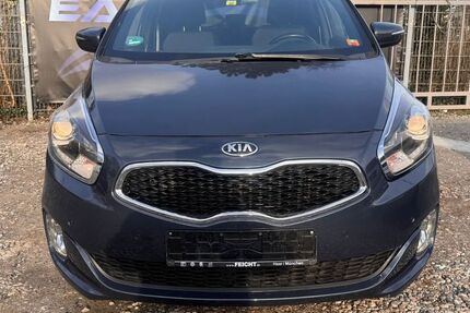 Kia Carens 175.640 km 7.499 &euro; Hamburg 22045