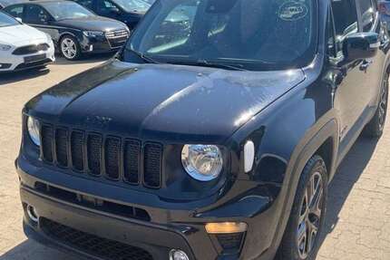 Jeep Renegade 65.669 km 12.990 € Hamburg 21107