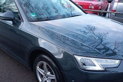 Audi A4 122.602 km 17.400 &euro; Hamburg 21031