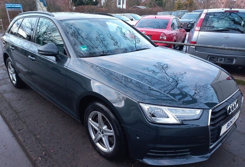 Audi A4 122.602 km 17.400 &euro; Hamburg 21031