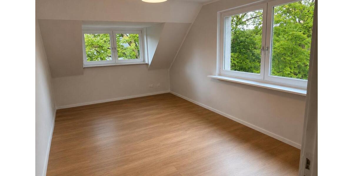 Dachgeschoßwohnung Ahrensburg - 2 Zimmer, 51 m&sup2;, 248.000&euro; | Angebot:26705127