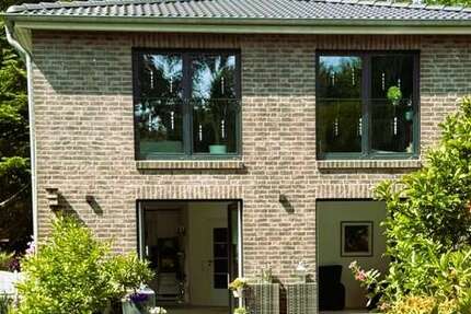 Haus zum Kaufen in Hamburg Niendorf 999.000 € 165 m² 3 zimmer