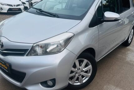 Toyota Yaris 75.000 km 9.500 &euro; Hamburg 20537