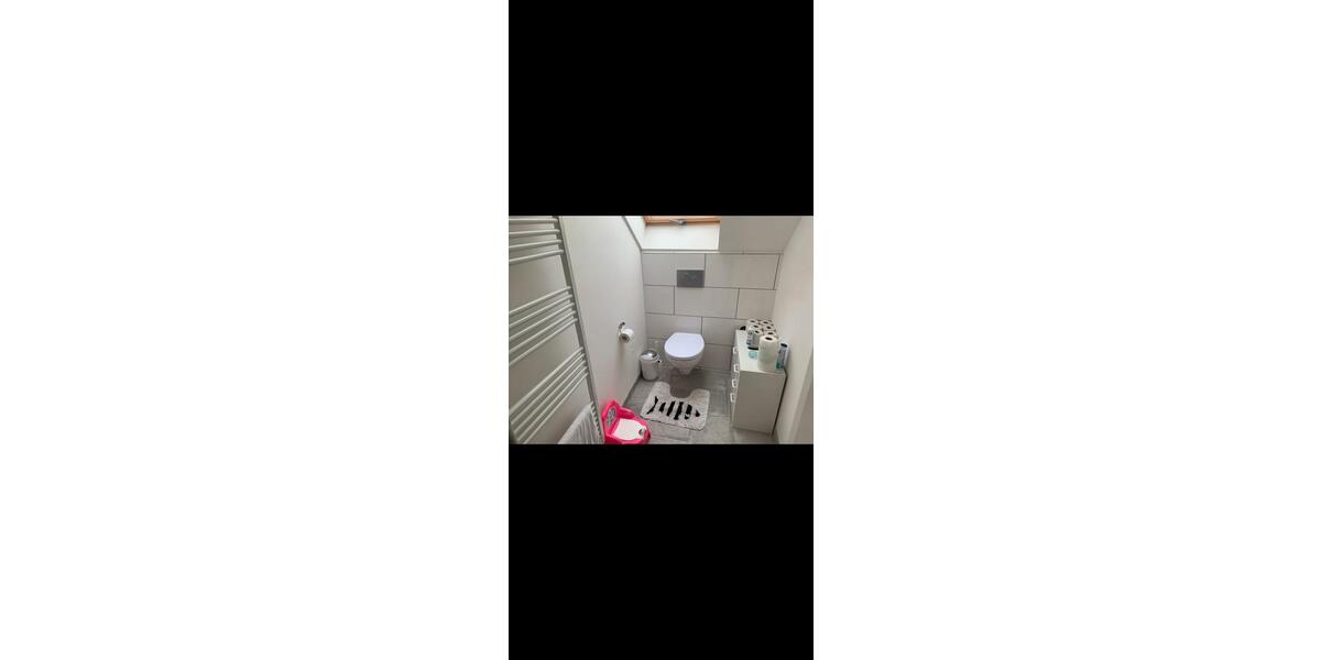 Dachgeschoßwohnung Jork - 4 Zimmer, 98 m&sup2;, 1.350&euro; | Angebot:26272828