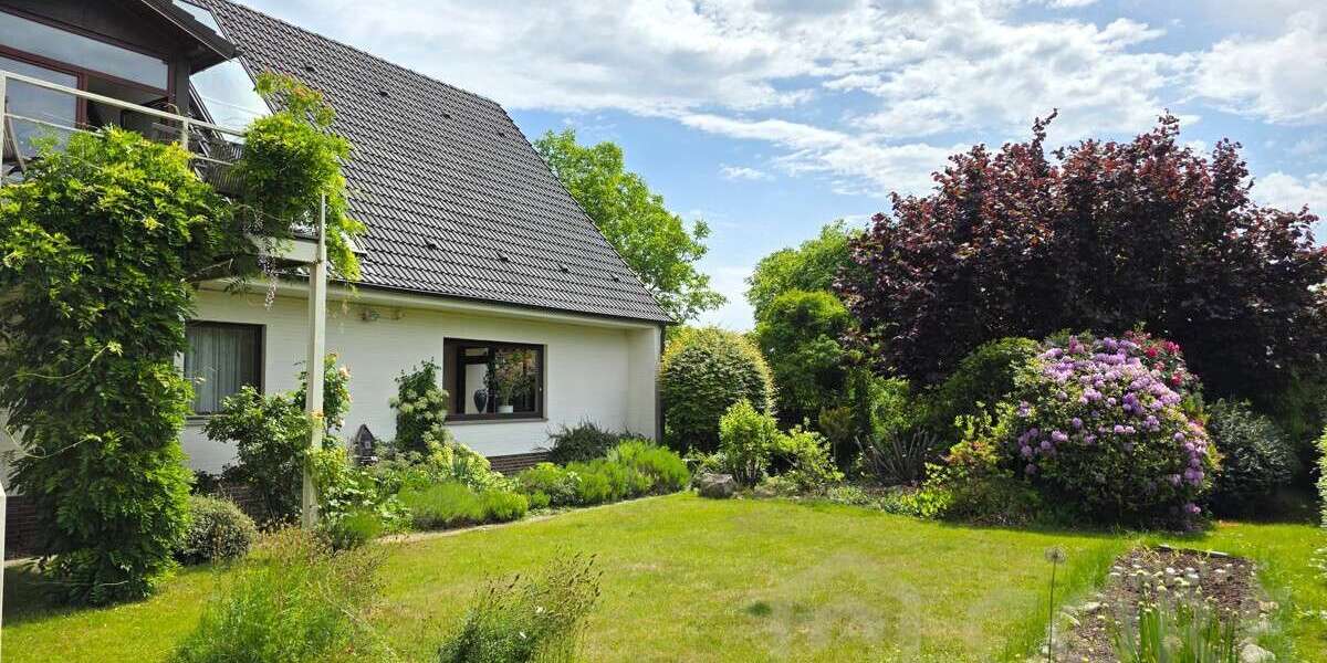 Einfamilienhaus Hamburg / Sasel Sasel - 7 Zimmer, 239 m&sup2;, 998.000&euro; | Angebot:26876558