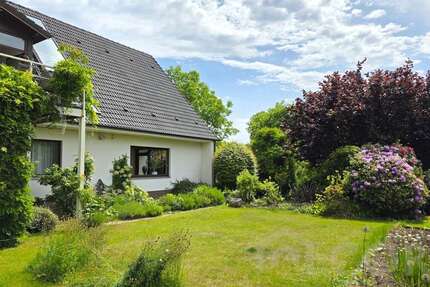 Haus Hamburg / Sasel Sasel - 7 Zimmer, 239 m&sup2;, 998.000&euro; | Angebot:26876558