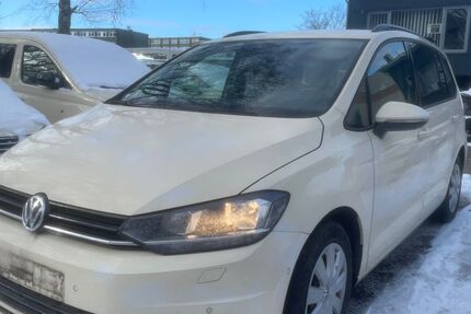 VW Touran 365.000 km 4.700 &euro; Hamburg 20537