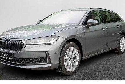 Skoda Superb 9.900 km 52.990 &euro; Pinneberg 25421