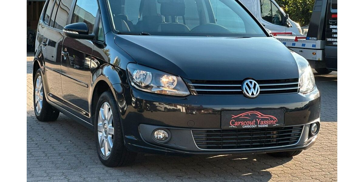 VW Touran 144.000 km 8.790 € Buxtehude 21614