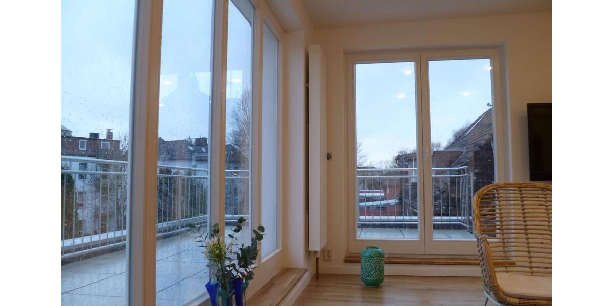 Dachgeschoßwohnung Hamburg Bahrenfeld - 2.5 Zimmer, 82 m&sup2;, 1.150&euro; | Angebot:26279207